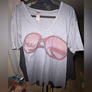 Go Couture Black sunglasses T-shirt new with out tags